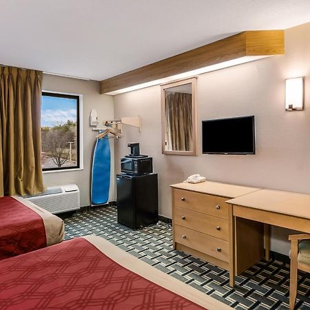 Econo Lodge Inn & Suites Peoria Illinois 외부 사진