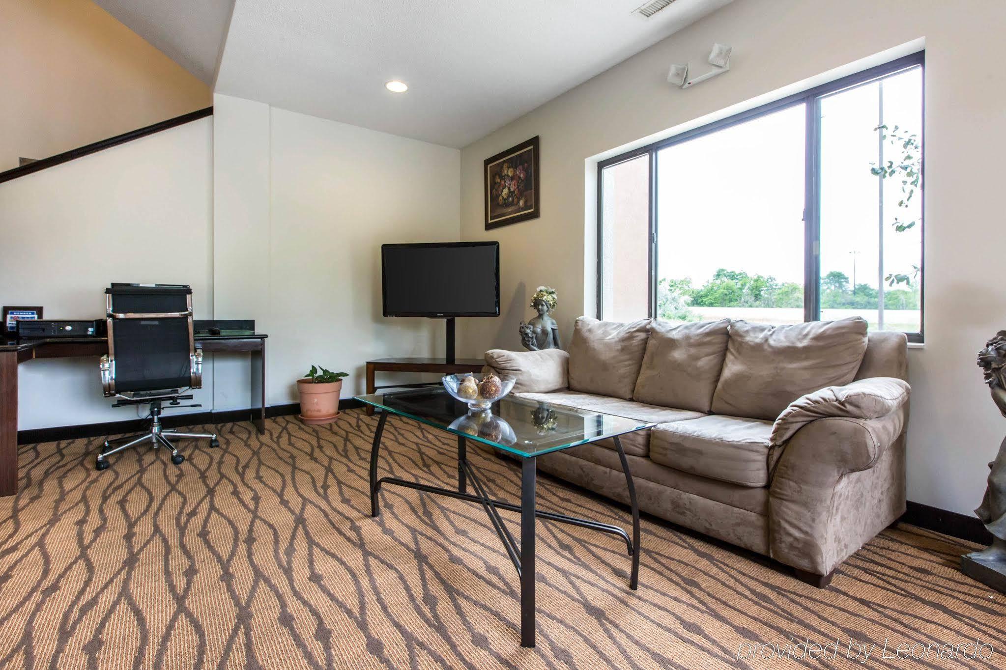 Econo Lodge Inn & Suites Peoria Illinois 외부 사진