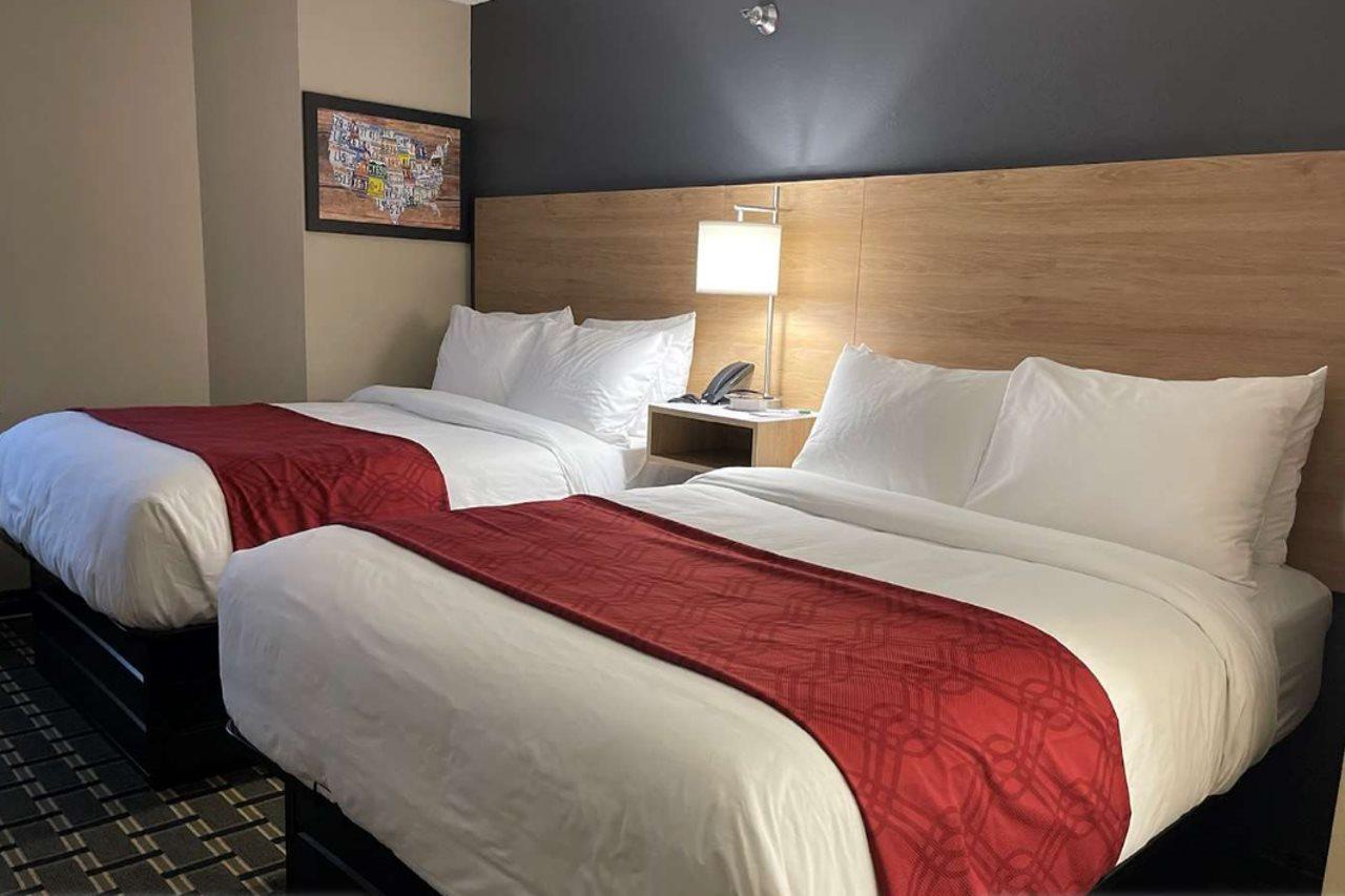 Econo Lodge Inn & Suites Peoria Illinois 외부 사진